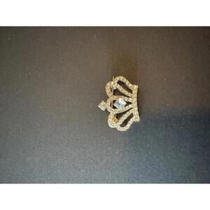 Elegant Crown Brooch with Rhinestones